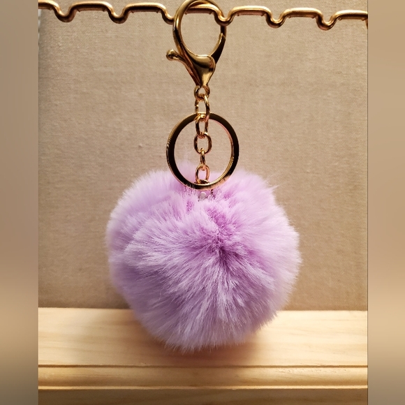 Cute Fashion Faux-Fur Puff Ball - Picture 2 of 8